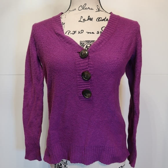 Old Navy Sweaters - Old Navy Jeweled Purple V-Neck Sweater Medium